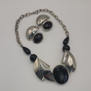 Vintage Modernist Necklace and Earrings Set Fashion Jewelry Size Choker 16"